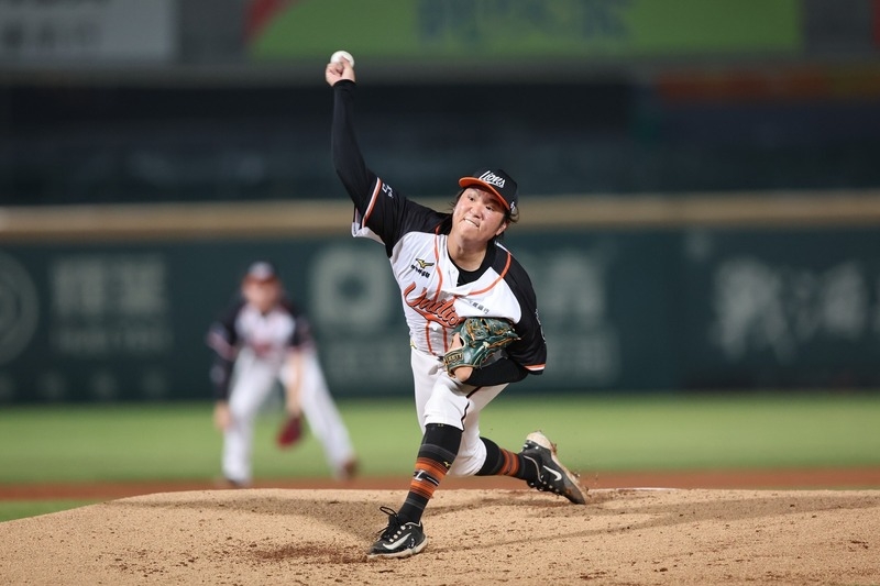 統一獅隊本土王牌古林睿煬先發7局無失分、送出7次三振，賽後暫居聯盟三振王及防禦率雙冠。