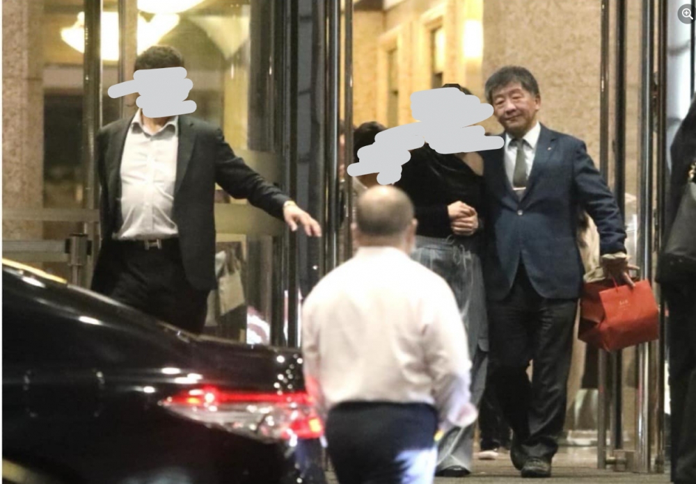 王鴻薇指控陳時中「粉味飯局」，事後大翻車。圖／王鴻薇臉書（考量當事人隱私，本報馬賽克處理）