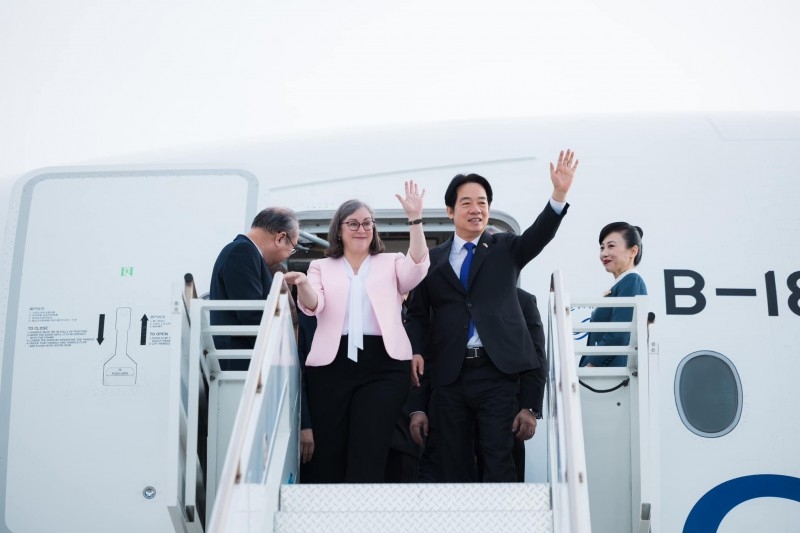 總統賴清德出訪太平洋友邦，首站過境美國夏威夷。（圖擷取自賴清德臉書）
