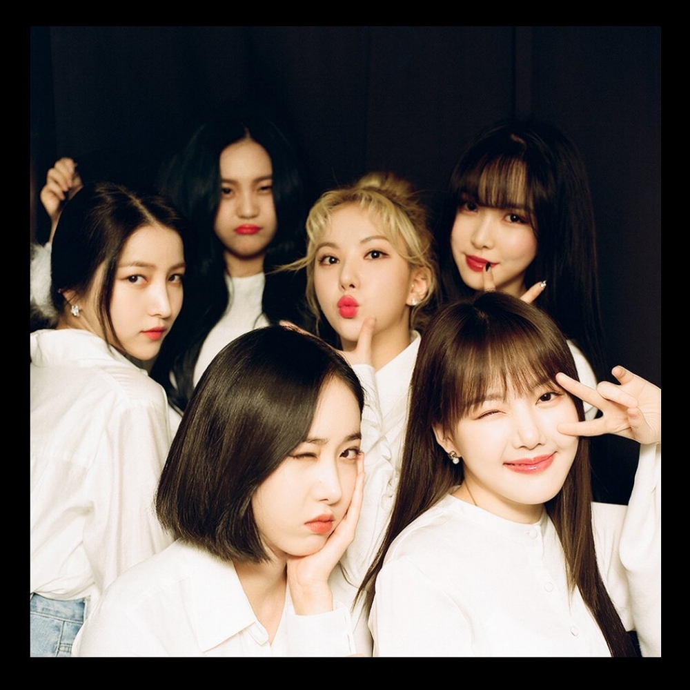 韓國女團GFRIEND即將在明年迎接出道10週年，而今（2）日經紀公司SOURCE MUSIC宣布，她們將於明年1月13日發布特別專輯《Season of Memories》，時隔4年再度重聚。（圖源：GFRIEND／IG）