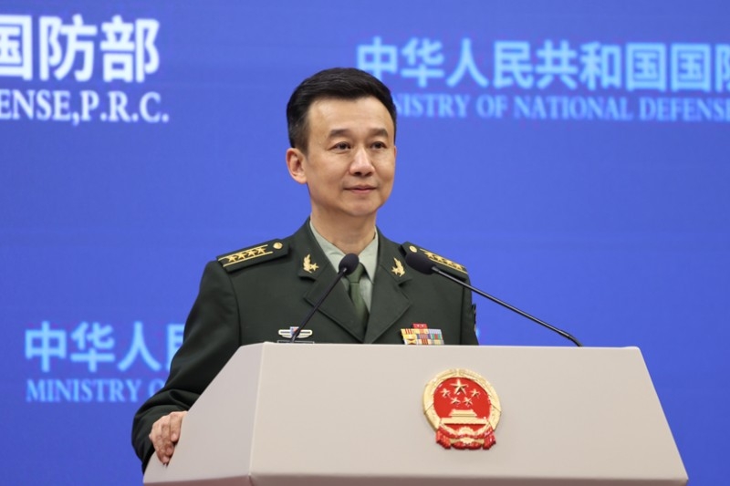 解放軍究竟有無舉行大規模軍演，中國國防部新聞發言人吳謙13日做出回應。（圖擷取自中國國防部官網）