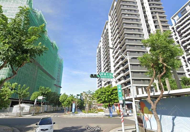 台南市議會通過「台南市房屋稅徵收率自治條例」修正案，其中囤房稅起造人（建商）部分，在1至3年內的房屋稅將略微調降。 （圖為示意圖，擷取自Google Maps網頁）