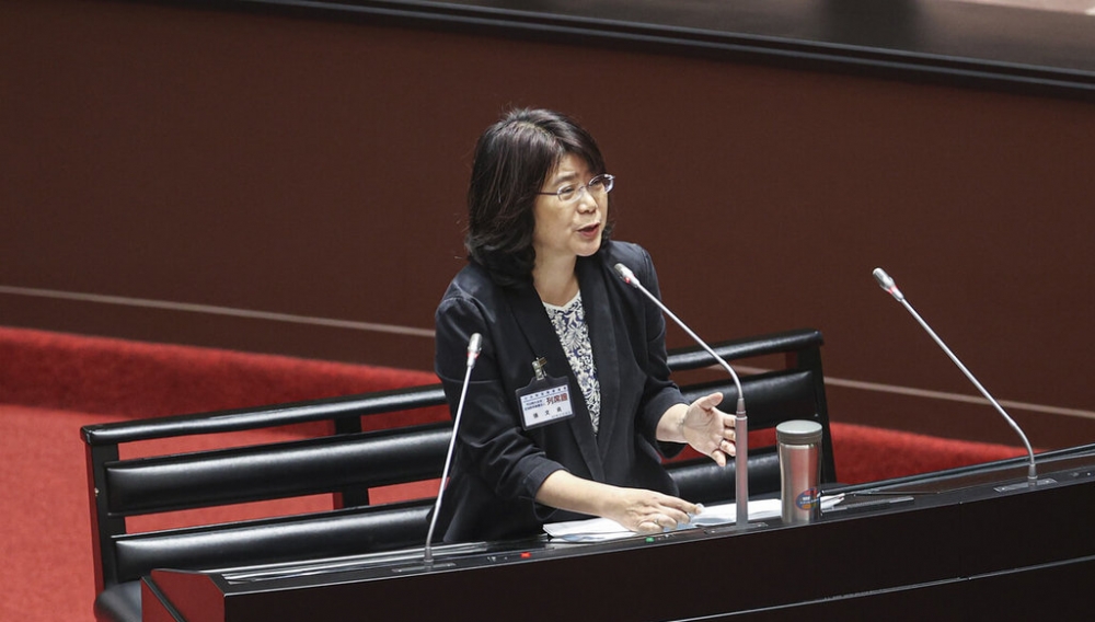 立法院院會昨（24）針對大法官人事同意權案進行投票，而全數提名人都遭到封殺，而司法院院長被提名人張文貞則在社群平台上表達心情，「成事不必在我」並提到已能親身參與台灣的憲政過程，接受大家的指教，已經倍感榮幸。」（圖源：中央社）