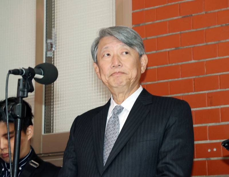 經濟部長郭智輝今(25)日說明,5MW以上資料中心並不會優先設在台灣,但若大廠要設址北部,會解決問題,不會拒絕。(圖源:中央社)